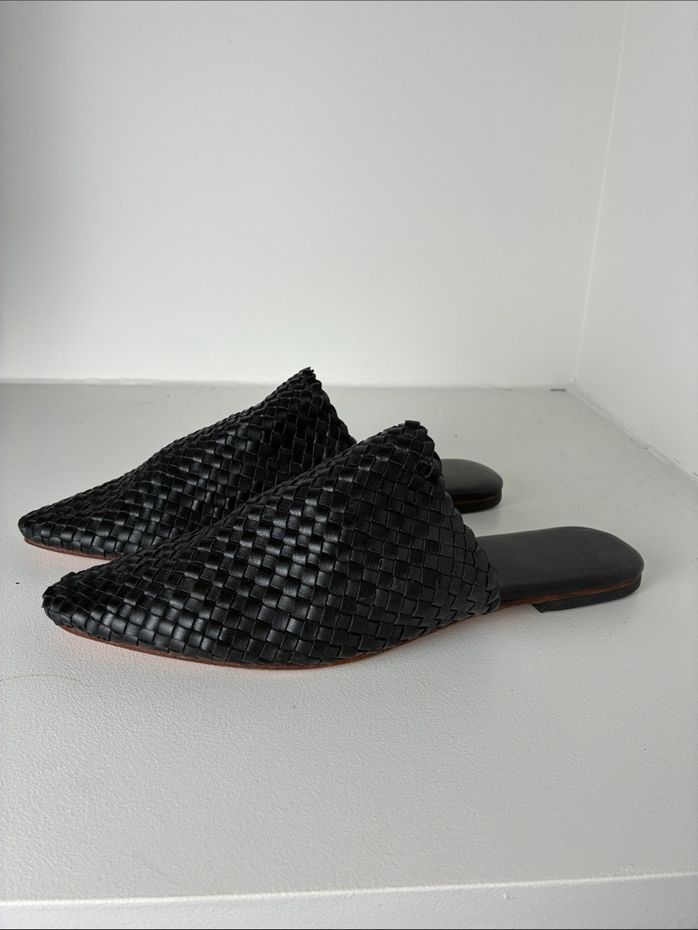 Black Bottega style Woven Pointed leather mule